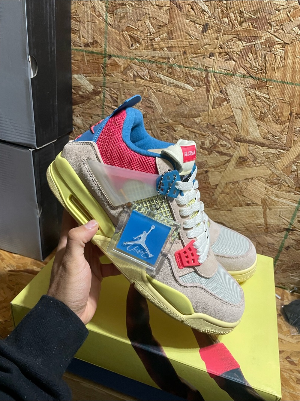 Air Jordan 4 Retro UNION LA “Guava Ice”